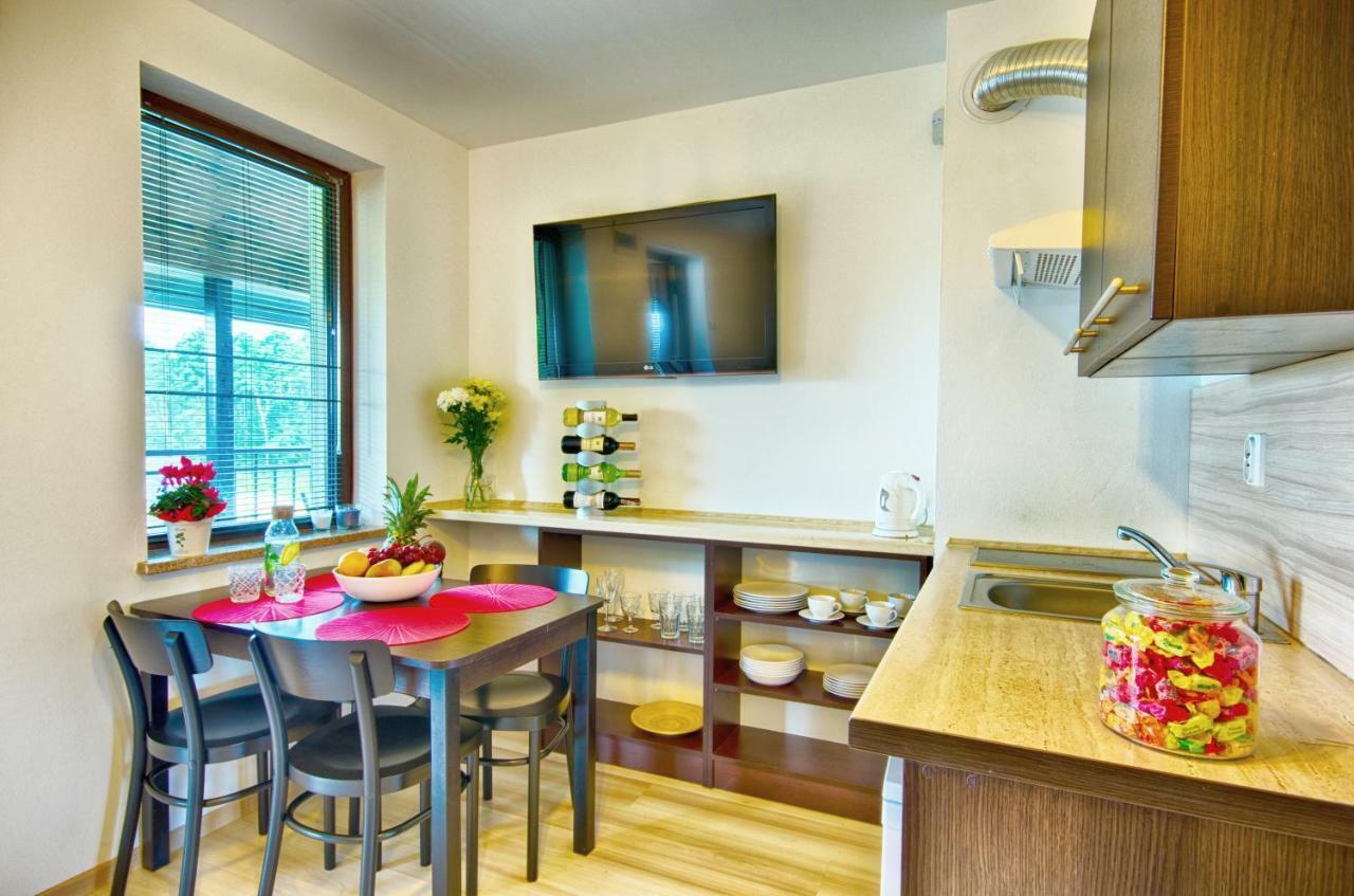 Apartamenty Pod Debem Wicie  Exteriör bild